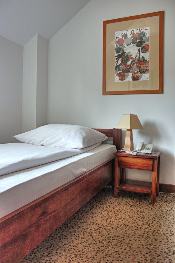 Hotel Olecki Oswiecim Ngoại thất bức ảnh
