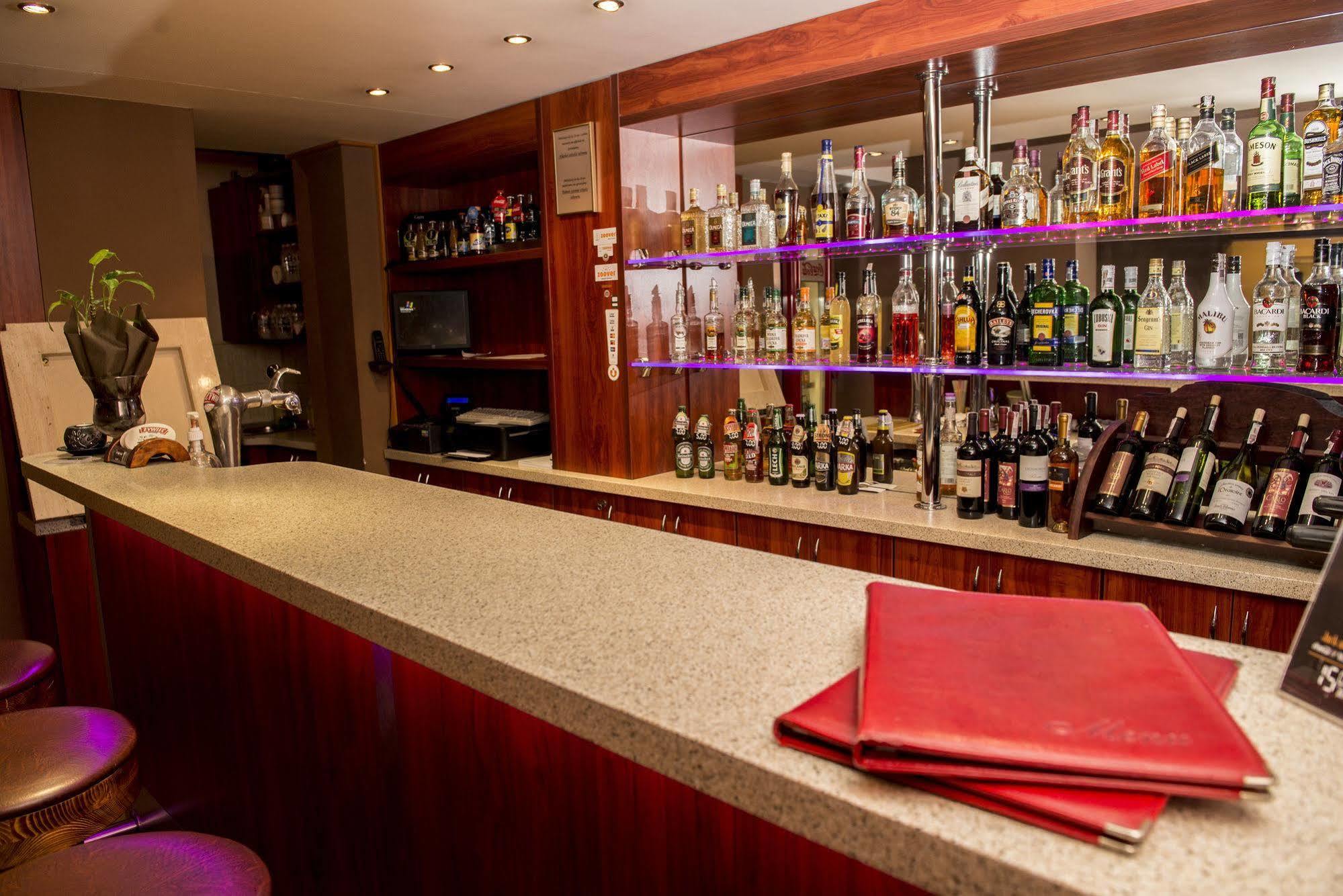Hotel Olecki Oswiecim Ngoại thất bức ảnh