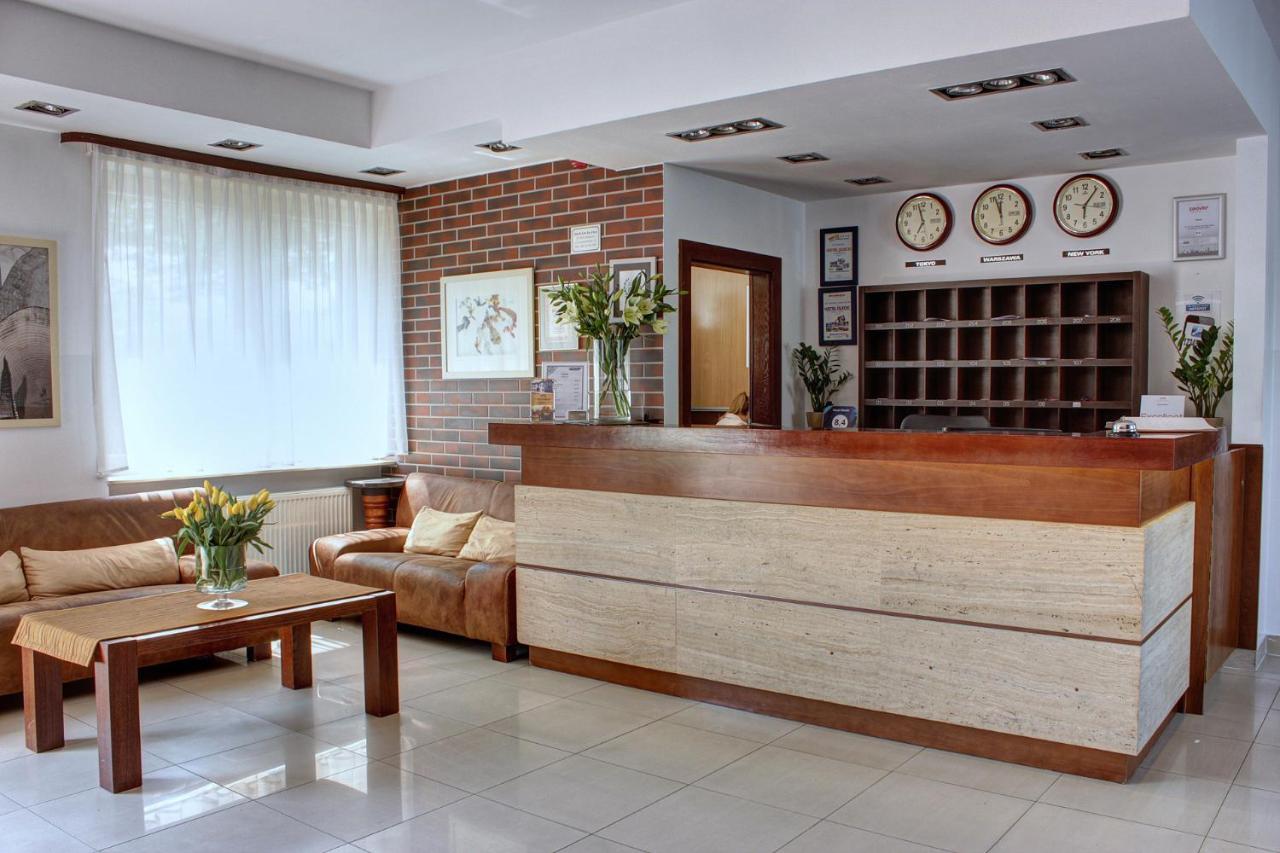 Hotel Olecki Oswiecim Ngoại thất bức ảnh