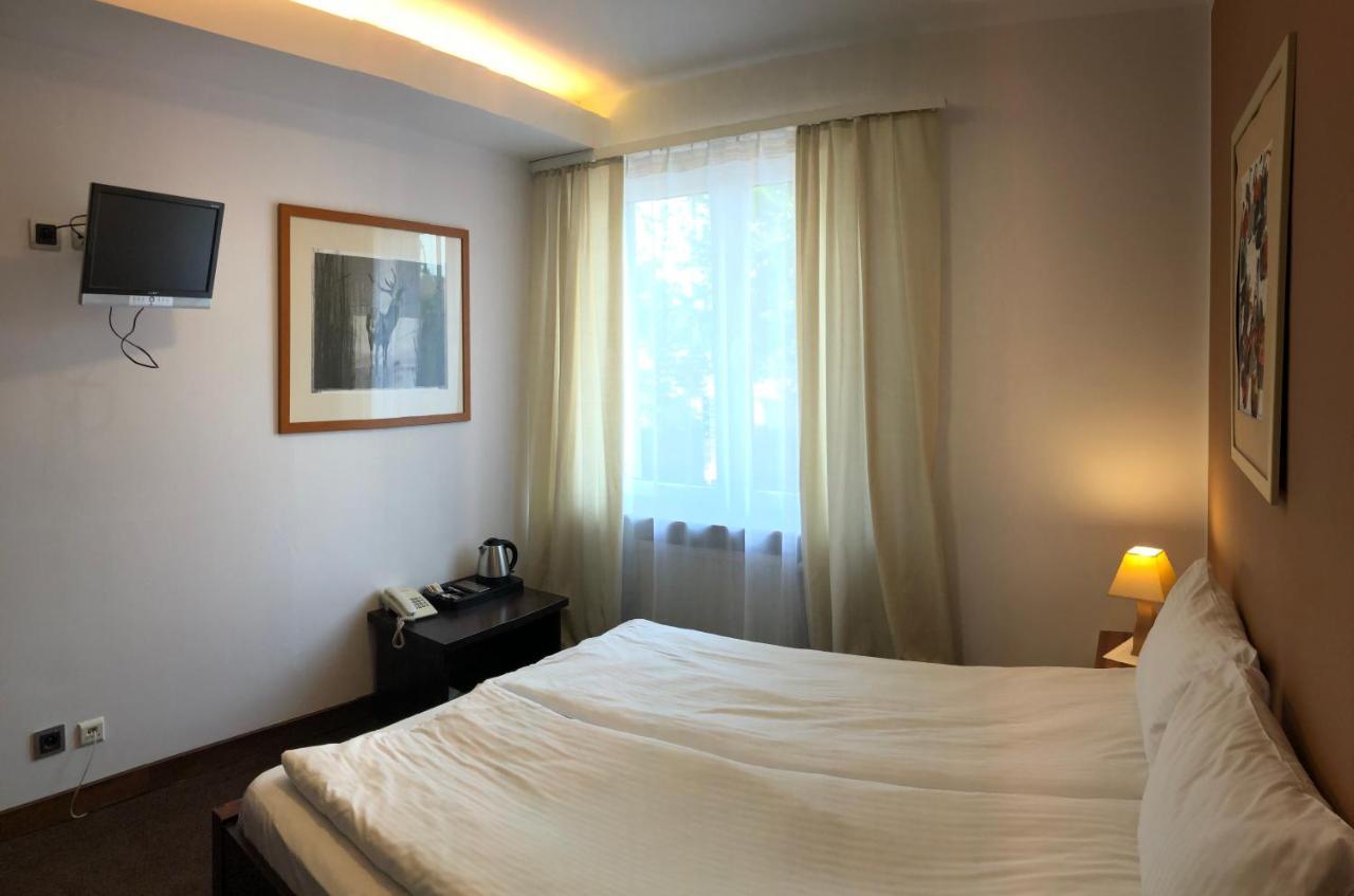 Hotel Olecki Oswiecim Ngoại thất bức ảnh