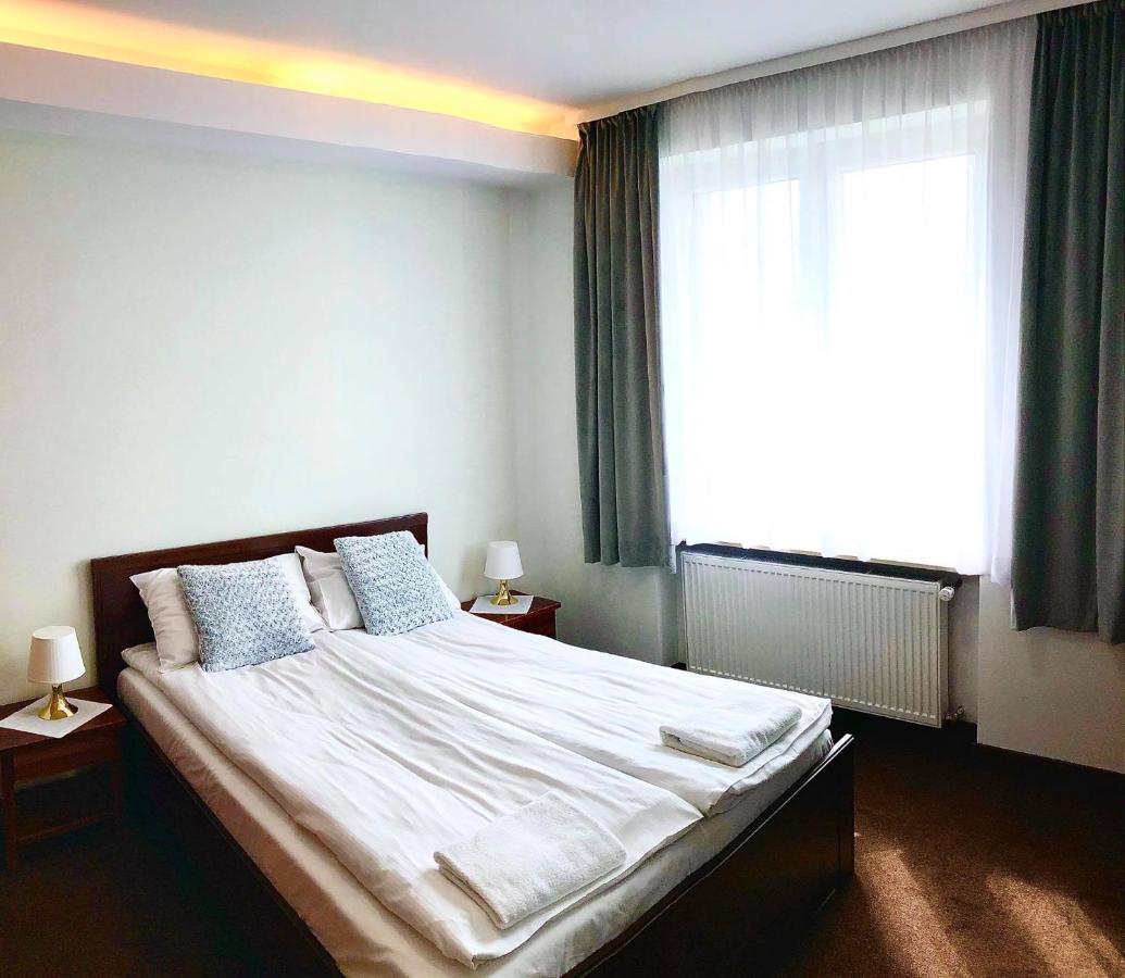 Hotel Olecki Oswiecim Ngoại thất bức ảnh